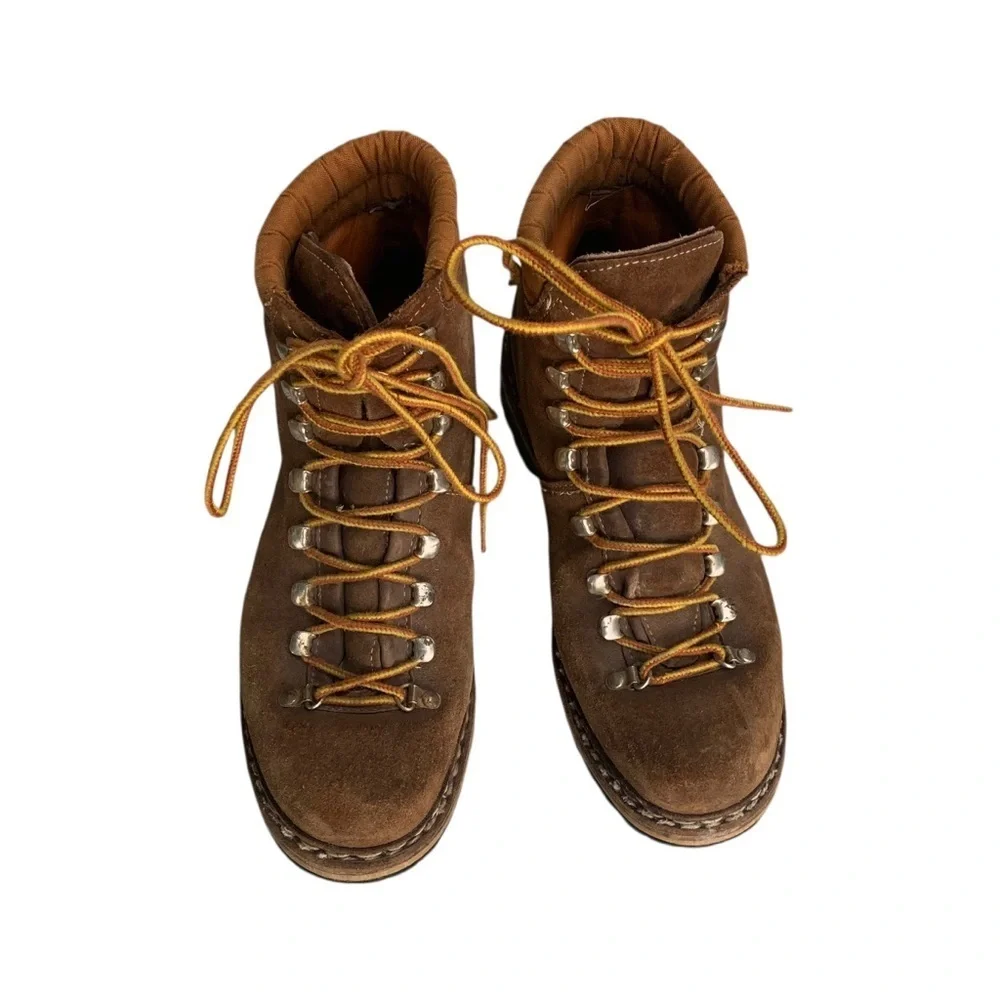 Lowa Brown Leather Hiking Boots Mens 7 Women’s 9